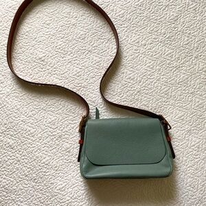 Fossil crossbody bag in sage/tan leather